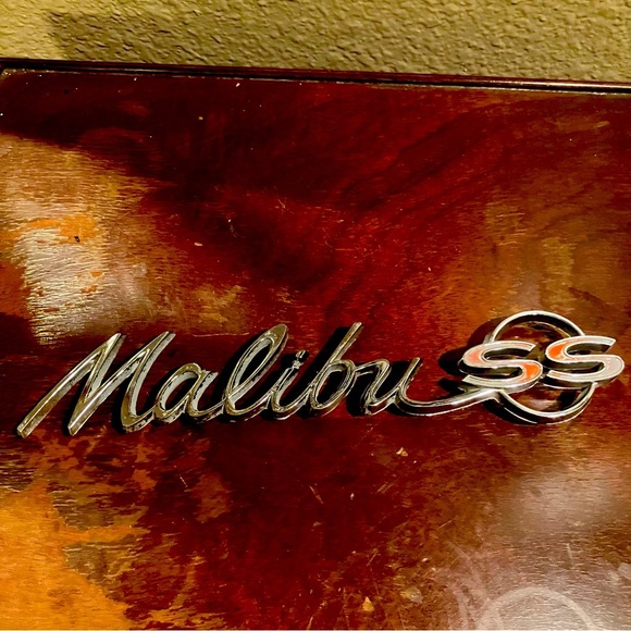 Vintage Chrome MalibuSS Quarter Panel Emblem - Picture 1 of 8